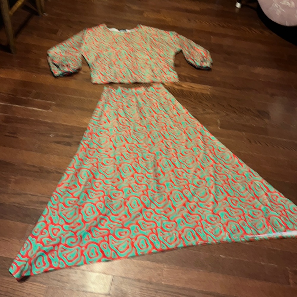 Clothes skirt set